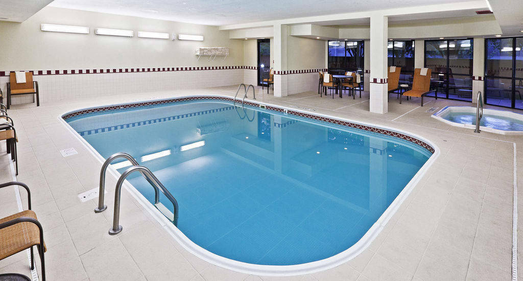 Hotel Courtyard 3*